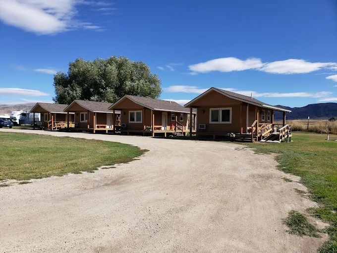 Pioneer Mountain Cabin